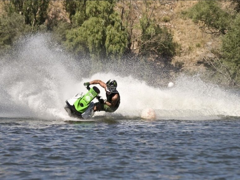 jet skiiing lake garda