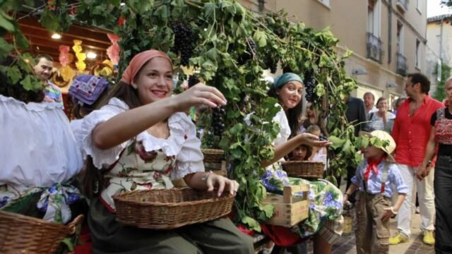 things to do on lake garda in september wine festival