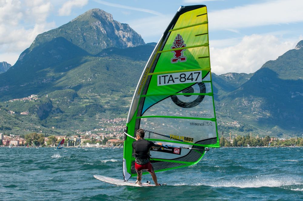 windsurfing at lake garda